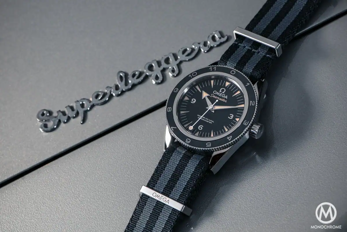 Omega Seamaster 300 SPECTRE 007 James Bond Limited Edition - close up