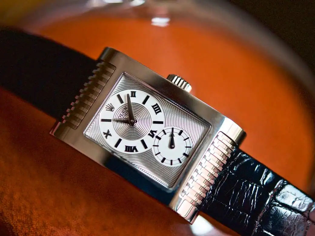 Rolex Case Backs Are Always Blank